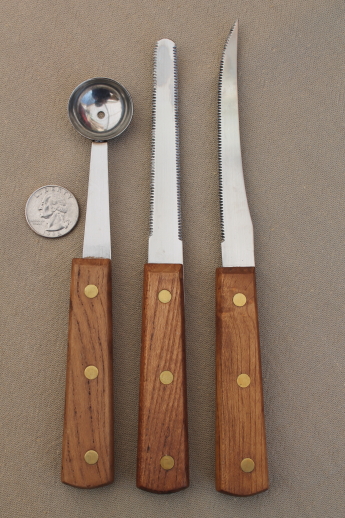 https://1stopretroshop.com/item-photos/70s-vintage-wood-stainless-kitchen-utensils-rocking-chopper-blade-teak-handle-1stopretroshop-s41810-2.jpg