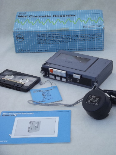 https://1stopretroshop.com/item-photos/80s-mini-tape-player-retro-jcpenney-portable-cassette-recorder-6816559-1stopretroshop-u37140-1.jpg
