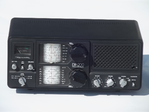 80s vintage radio receiver, Realistic DX 200 five band shortwave radio