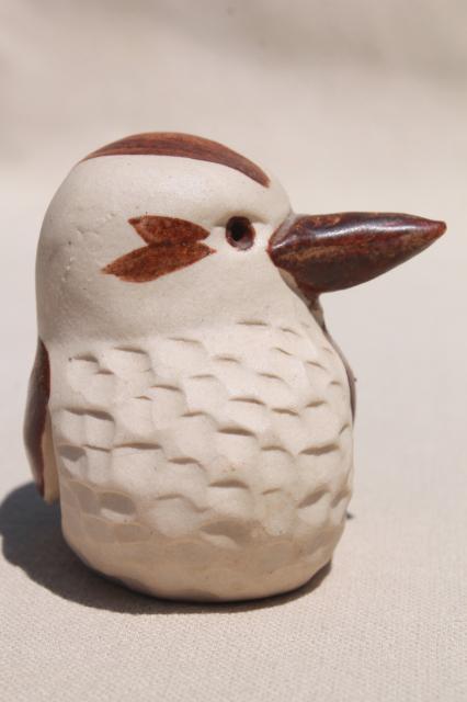 Australian Billabong pottery, small kookaburra bird figurine made in Australia 