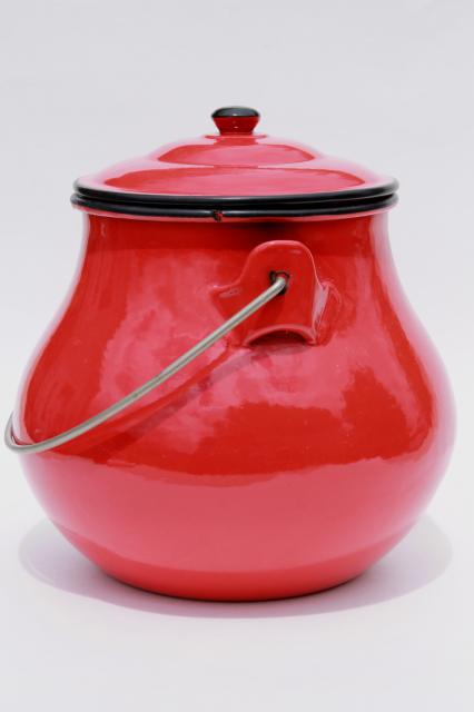 Danish mod style vintage Japan enamelware, red cooking pot kettle or lunch pail w/ handle