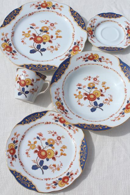 Home Beautiful Canton Fair blue red gold chinoiserie china dinnerware, vintage set for 8