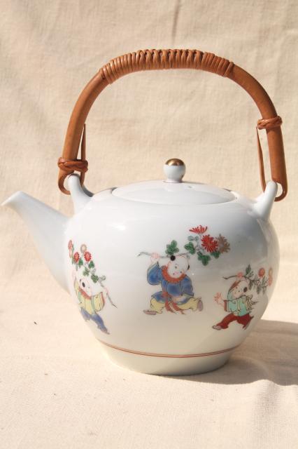 Japanese porcelain teapot on stand & tea bowls set, hand painted vintage Japan