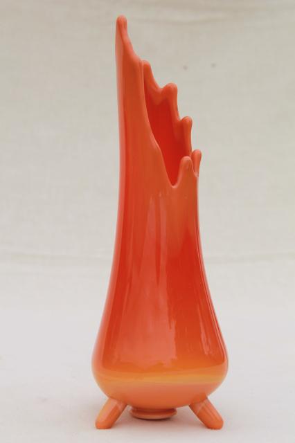 L E Smith glass Simplicity swung shape tall vase, vintage bittersweet orange color 