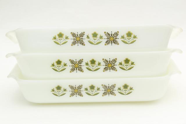 Meadow green Fire-King milk glass baking pans, 60s vintage Anchor Hocking