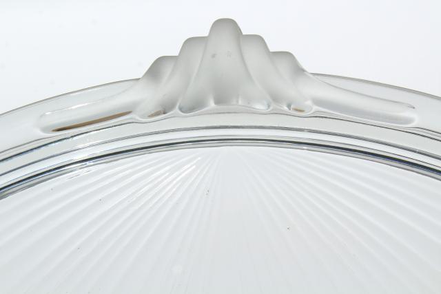 Neo Classic Mikasa round cake plate or platter, serving tray w/ frosted glass handles 