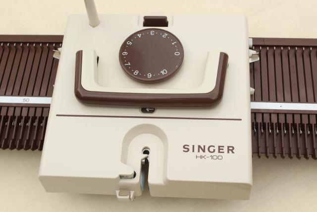 Singer HK-100 knitting machine, tabletop hand knit frame w/ accessories, instructions