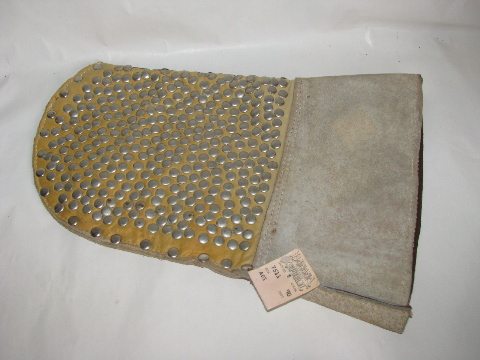 Barbeque grill, stove or oven pot holder mitt, heavy leather w/ nails