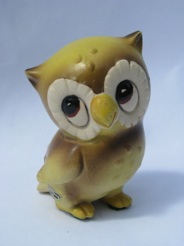 Big-eyed baby owl figurine, retro 60s vintage Josef Originals label