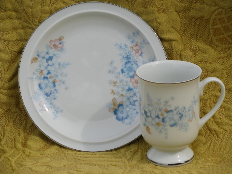 Blue Morn Fanci Florals - Japan breakfast set, mugs & plates for 6
