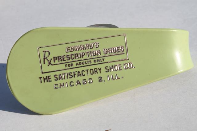 collection of vintage plastic shoe horns w/ old Chicago 2 store advertising