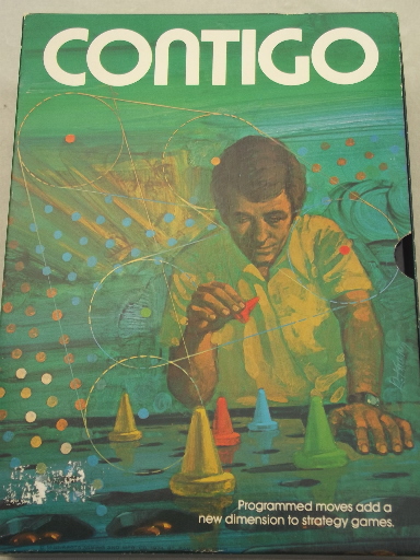 Contigo strategy game, 70s vintage board game in bookcase game box