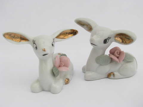 Cute baby deer family trimmed w/ china flowers, vintage Made in Japan