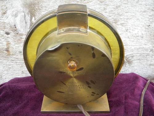 Deco moderne brass and glass clock Westclox Oracle, mid century vintage