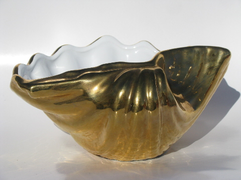 Encrusted gold pottery sea shell planter or bowl, vintage Italy label