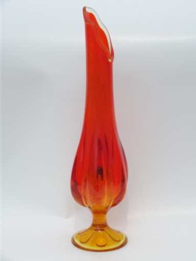 Flame orange amberina art glass vase tall mod 60s retro swung shape