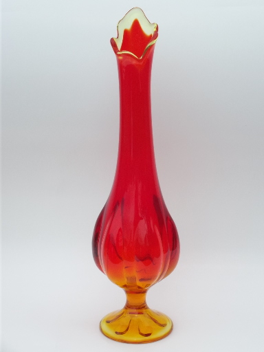 Flame orange amberina art  glass vase, tall mod 60s retro swung shape