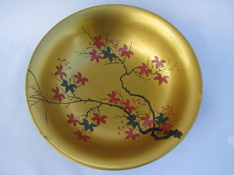 Gold lacquer salad bowls set, vintage lacquerware, made in Occupied Japan
