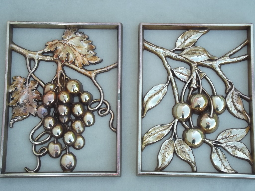 Grapes & cherries fruit plaques, vintage Syroco gold wall art set