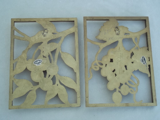 Grapes & cherries fruit plaques, vintage Syroco gold wall art set