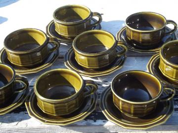 Green Heritage pattern Pfaltzgraff pottery cups & saucers, 70s vintage