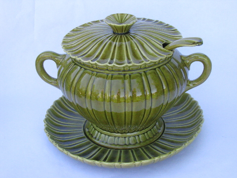 Green olive ceramic tureen w/soup ladle, retro California pottery