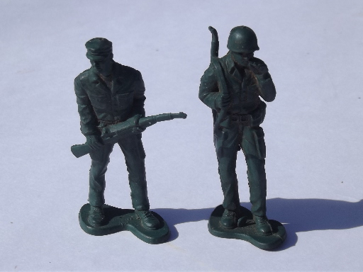 Green plastic army men toy soliders lot, vintage made in USA & Hong Kong