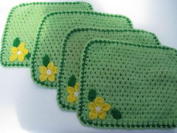 Hand-crocheted kitchen placemats, retro daisies on jade green