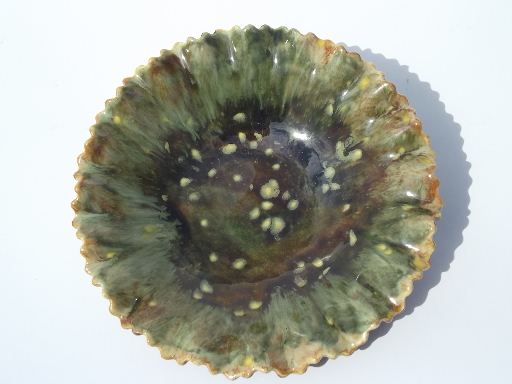 Handmade 70s vintage ceramic bowl, mottled green glaze w/ gold flambe