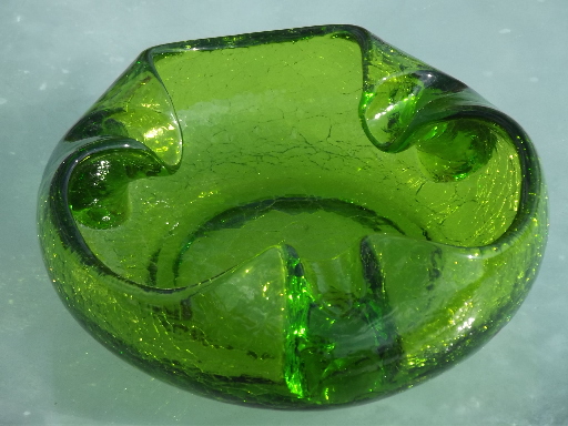 Huge lime green crackle glass ashtray, retro 60s vintage Blenko art glass?