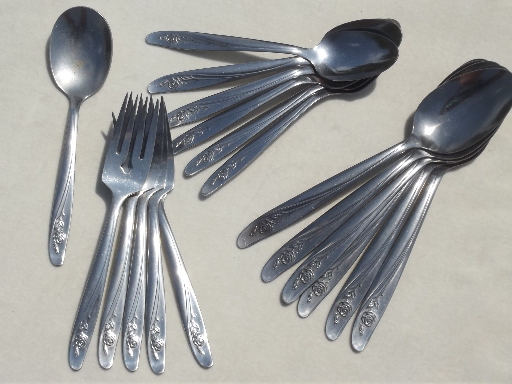 Huge lot vintage stainless flatware, assorted patterns spoons & forks