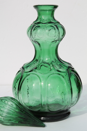 I Dream of Jeannie vintage Jim Beam genie bottle, tall green glass decanter w/ stopper