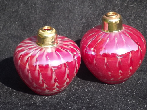 I Rice Taiwan vintage ruby opalescent feather glass perfume bottles set
