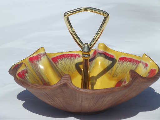 Lava glaze Treasure Craft pottery dish w/ center handle, 60s retro nut bowl