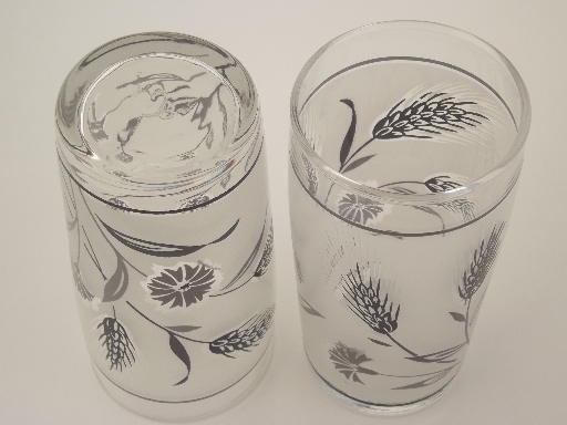 Libbey silver wheat drinking glasses, vintage juice tumblers set