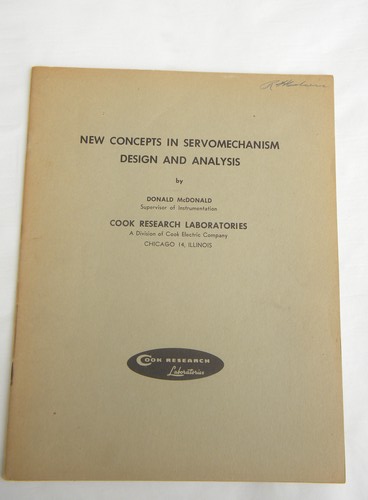 Lot 1940s vintage technical booklets on servo system engineering