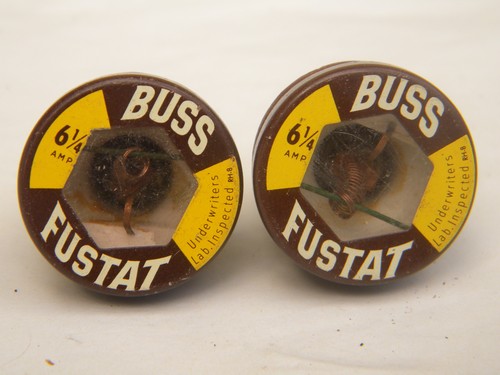 Lot 2 vintage Buss Fustat 6 1/4 amp fuses w/mica windows & adaptor