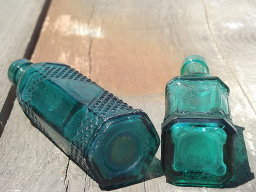 Lot 70s and 80s retro glass oil jars and miniature bottles, flashed colors