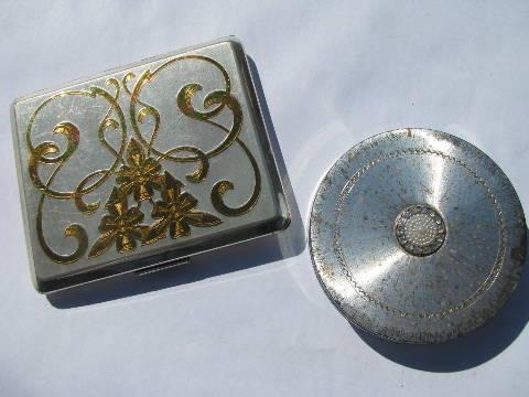 Lot of James Bond vintage, compacts/address cases for evening bag or jacket