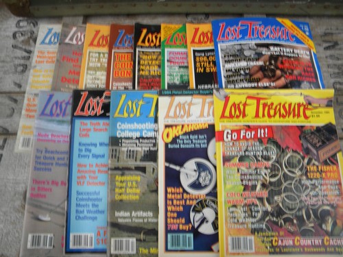 Lot vintage Lost Treasure magazines back issues, 1980s metal detecting