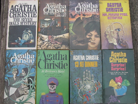 Lot vintage mystery paperbacks, retro pulp style all Agatha Christie