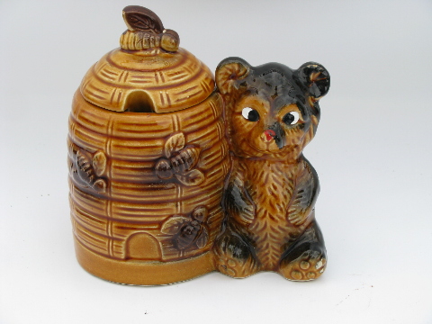Made in Japan, vintage ceramic honey bear jam jar beehive pot