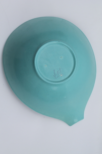 MCM asymmetrical divided bowl w/ handle, 50s turquoise blue Monterey California pottery