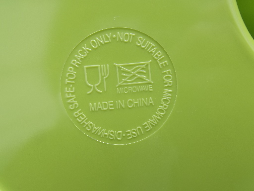 Melmac snack baskets w/ dipping sauce cups in bright retro colors!