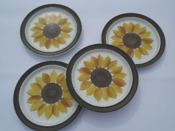 Mexicali sunflower dinner plates, vintage Electra Japan stoneware