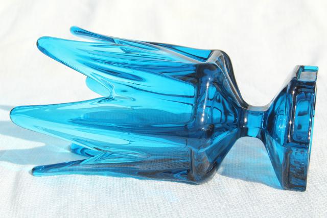 mid-century mod vintage Viking bluenique glass aqua blue art glass vase