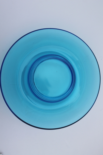 Mid-century mod vintage capri blue art glass bowl w/ retro flying saucer shape!