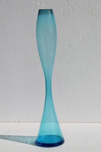 Mid-century modern art glass hourglass vase w/ tall mod bottle shape