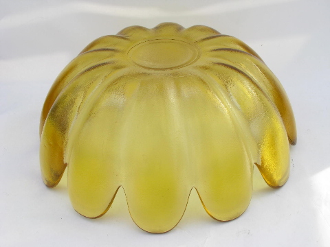 Mid-century vintage heavy art glass flower shape bowl, Blenko or Indiana?