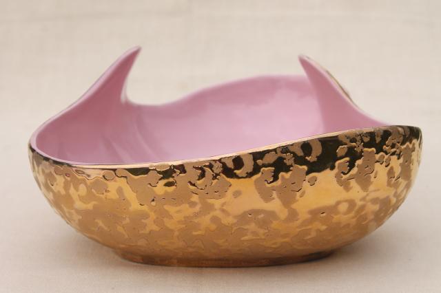 mod 50s vintage ceramic bowl, large free form dish in retro pink & encrusted gold